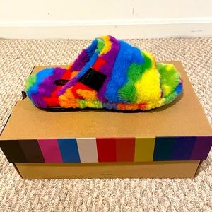 Unisex UGG Fluff You Cali Collage Pride Slippers